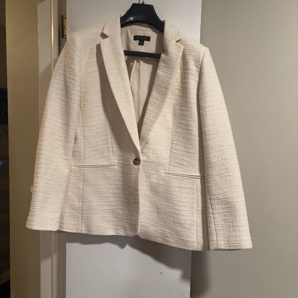 Ann Taylor Cream Textured One-Button Blazer